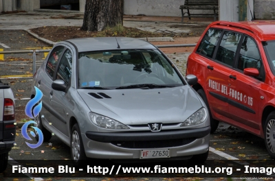 Peugeot 206
Vigili del Fuoco
Comando provinciale di Pisa
*Automezzo proveniente da confisca*
VF 27630
Parole chiave: Peugeot 206 VF27630