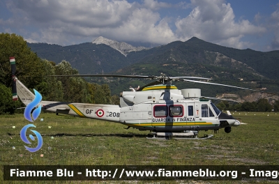 Agusta Bell AB412 HP
Guardia di Finanza
Servizio Aereonavale
GF 208
Parole chiave: Agusta-Bell AB412_HP HEMS_2013