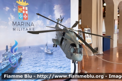 Agusta Westland EH101
Modello ufficiale della Marina Militare
Parole chiave: Agusta-Westland EH101