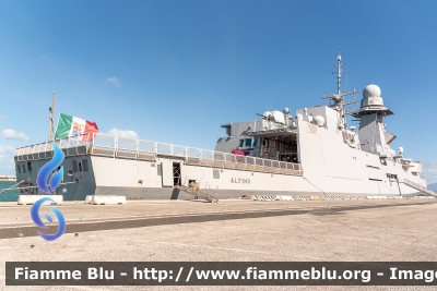 Nave F 954 "Alpino"
Marina Militare Italiana
Fregata Missilistica
Classe Bergamini
Parole chiave: Nave F 954 "Alpino"