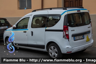 Dacia Dokker
Misericordia "San Francesco" di Massa
Parole chiave: Dacia Dokker MiThink17