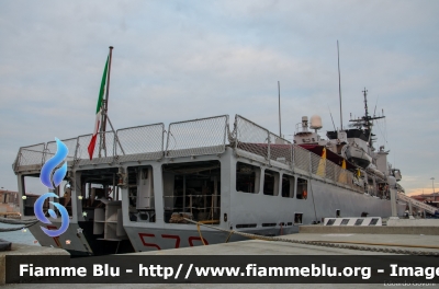 Nave F 570 
Marina Militare Italiana
"L'ultimo viaggio di Nave Maestrale"
