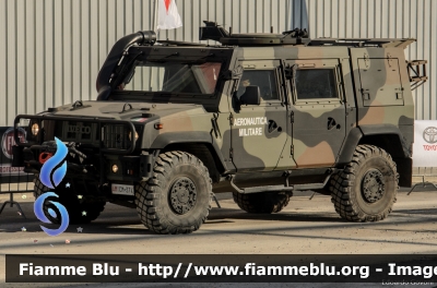 Iveco VTLM Lince
Aeronautica Militare Italiana
3° Stormo
AM CM 374

in esposizione al Motor-Show 2016
Parole chiave: Iveco VTLM_Lince AMCM374 Motor_Show_2016