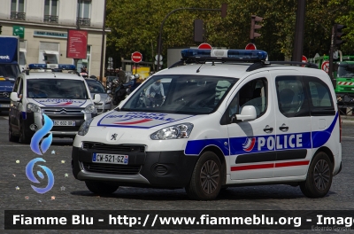 Peugeot Partner Tepee II serie
France - Francia
Police Nationale
Parole chiave: Peugeot Partner_Tepee_IIserie