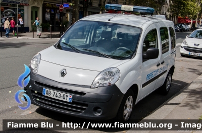 Renault Kangoo II serie
France - Francia
Prefecture De Police 
Parole chiave: Renault Kangoo_IIserie