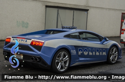 Lamborghini Gallardo II serie restyle
Polizia di Stato
Polizia Stradale
In esposizione al Reas 2013
POLIZIA H3376
Parole chiave: Lamborghini Gallardo_IIserie_restyle POLIZIAH3376