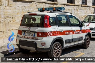 Fiat Nuova Panda 4x4 II serie
Polizia Municipale Livorno
POLIZIA LOCALE YA 331 AN
Parole chiave: Fiat Nuova_Panda_4x4_IIserie POLIZIALOCALEYA331AN