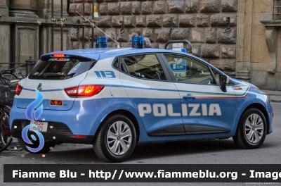 Renault Clio IV serie
Polizia di Stato
Reparto Mobile di Firenze
POLIZIA M0525
Parole chiave: Renault Clio_IVserie POLIZIAM0525