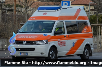 Volkswagen Transporter T5 restyle
Croce Bianca Oltradige (BZ)
Weises Kreuz Überetsch
Allestita Ambulanz Mobile - Hornis Alpin
WK 356 - 775
PC ZS 0NX
Parole chiave: Volkswagen Transporter_T5_restyle Ambulanza PCZS0NX