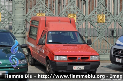 Fiat Fiorino II serie
Vigili del Fuoco
VF 20217
Parole chiave: Fiat Fiorino_IIserie VF20217 Raduno_ANVVF_2011