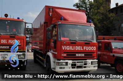 Iveco EuroCargo I serie
Vigili del Fuoco
Comando Provinciale di Milano
VF 19938
Parole chiave: Iveco EuroCargo_Iserie VF19938 Raduno_ANVVF_2011