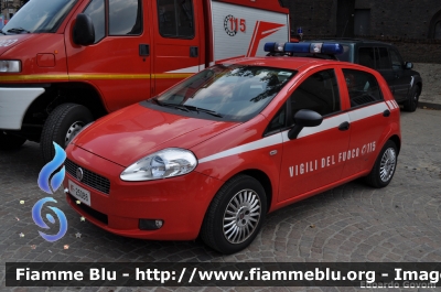 Fiat Grande Punto
Vigili del Fuoco
VF 25088
Parole chiave: Fiat Grande_Punto VF25088 Raduno_ANVVF_2011