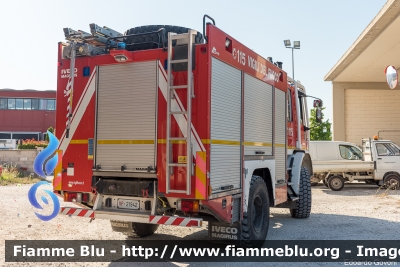 Iveco Grizzly 140E24 4x4 I serie
Vigili del Fuoco
Comando Provinciale di Pisa
Distaccamento Volontario di Ponsacco (PI)
AutoPompaSerbatoio allestimento Iveco-Magirus
VF 21942
Parole chiave: Iveco Grizzly_140E24_4x4_Iserie VF21942