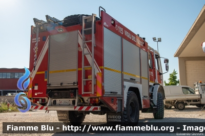 Iveco Grizzly 140E24 4x4 I serie
Vigili del Fuoco
Comando Provinciale di Pisa
Distaccamento Volontario di Ponsacco (PI)
AutoPompaSerbatoio allestimento Iveco-Magirus
VF 21942
Parole chiave: Iveco Grizzly_140E24_4x4_Iserie VF21942