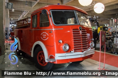 Fiat 640 N ASPI
Vigili del Fuoco
Corpo Permanente di Bolzano
Berufsfeuerwehr Bozen
VF 4060
Parole chiave: Fiat 640N ASPI VF4060 civil_protect_2016