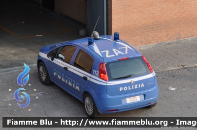 Fiat Grande Punto
Polizia di Stato
Polizia Ferroviaria
POLIZIA F8549
Parole chiave: Fiat Grande_Punto POLIZIAF8549