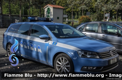 Volkswagen Passat Variant VII serie
Polizia di Stato
Polizia Stradale in servizio sulla rete autostradale SALT
POLIZIA H5838
Parole chiave: Volkswagen Passat_Variant_VIIserie POLIZIAH5838