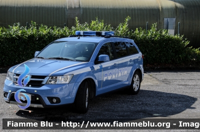 Fiat Freemont
Polizia di Stato
Polizia Stradale in servizio sulla rete Autostradale SALT
POLIZIA H7382
Parole chiave: Fiat Freemont POLIZIAH7382