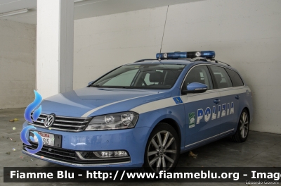 Volkswagen Passat Variant VII serie 
Polizia di Stato
Polizia Stradale in servizio sull'Autocamionale della Cisa
POLIZIA F3515
Parole chiave: Volkswagen Passat_Variant_VIIserie POLIZIAF3515