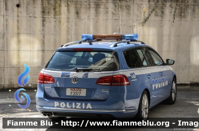 Volkswagen Passat Variant VII serie 
Polizia di Stato
Polizia Stradale in servizio sull'Autocamionale della Cisa
POLIZIA F3517
Parole chiave: Volkswagen Passat_Variant_VIIserie POLIZIAF3517