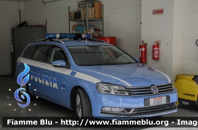 Volkswagen Passat Variant VII serie 
Polizia di Stato
Polizia Stradale in servizio sull'Autocamionale della Cisa
POLIZIA F3517
Parole chiave: Volkswagen Passat_Variant_VIIserie POLIZIAF3517