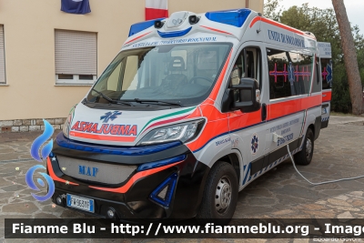 Fiat Ducato X290
Pubblica Assistenza Rosignano Marittimo ODV (LI)
Allestita MAF
Codice Automezzo: 100
Parole chiave: Fiat Ducato_X290 Ambulanza