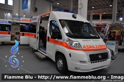 Fiat Ducato X250
Busnago Soccorso
Allestita Edm
Parole chiave: Fiat Ducato_X250 Ambulanza Reas_2011