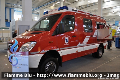 Mercedes-Benz Sprinter 4x4 III serie 
Vigili del Fuoco
Corpo volontario di Parcines-Partschins (BZ)
Polisoccorso allestimento Kofler 
Parole chiave: Mercedes-Benz Sprinter_4x4_IIIserie Reas_2011