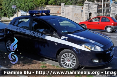 Fiat Nuova Bravo
Polizia Locale Legnago (VR)
POLIZIA LOCALE YA 393 AC
Parole chiave: Fiat Nuova_Bravo POLIZIALOCALEYA393AC Festa_Folgore_2011