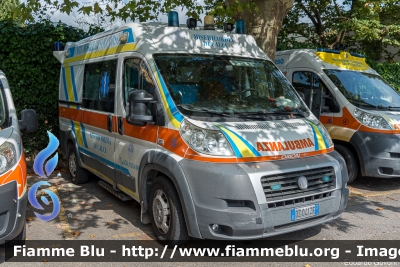 Fiat Ducato X250
Misericordia di Calci (PI)
Codice Automezzo: 18
Allesita Bell's Car - ricondizionata Orion
Parole chiave: Fiat Ducato_X250 Ambulanza