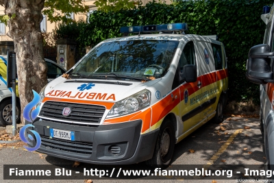 Fiat Scudo IV serie
Misericordia di Calci (PI)
Codice Automezzo: 6
Allestita CEVI Carrozzeria Europea
Parole chiave: Fiat Scudo_IVserie Ambulanza