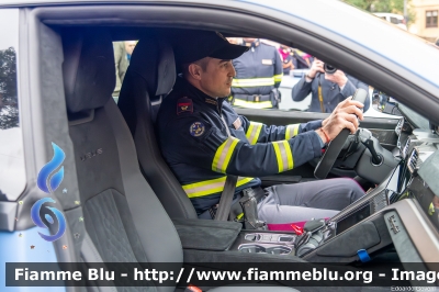 Lamborghini Urus Performante
Polizia di Stato
Polizia Stradale
Allestimento Lamborghini/Focaccia
POLIZIA M9450
Parole chiave: Lamborghini Urus_Performante POLIZIAM9450