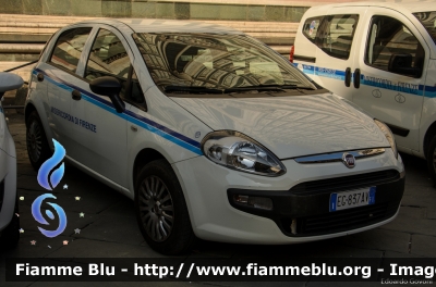 Fiat Punto Evo
Misericordia di Firenze
Servizi Sociali
CODICE AUTOMEZZO: 107
Parole chiave: Fiat Punto_Evo