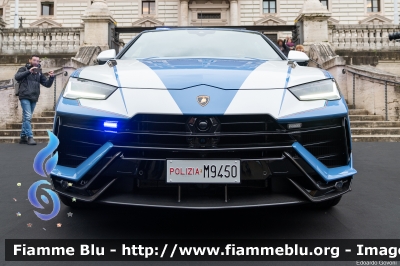 Lamborghini Urus Performante
Polizia di Stato
Polizia Stradale
POLIZIA M9450
Parole chiave: Lamborghini Urus_Performante POLIZIAM9450