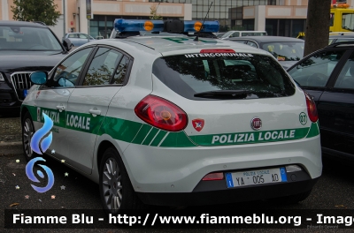 Fiat Nuova Bravo
Consorzio Intercomunale Polizia Locale Nord Lodigiano (LO)
POLIZIA LOCALE YA 005 AD 
Parole chiave: Fiat Nuova_Bravo POLIZIALOCALEYA005AD Reas_2014