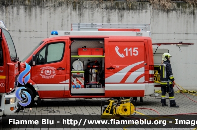 Mercedes-Benz Sprinter III serie
Vigili del Fuoco
Unione Distrettuale di Bolzano
Corpo Volontario di Oltrisarco Aslago - Bolzano
Freiwillige Feuerwehr Oberau Haslach - Bozen
Allestito Kofler Fahrzeugbau
Parole chiave: Mercedes-Benz Sprinter_IIserie Civil_Protect_2016