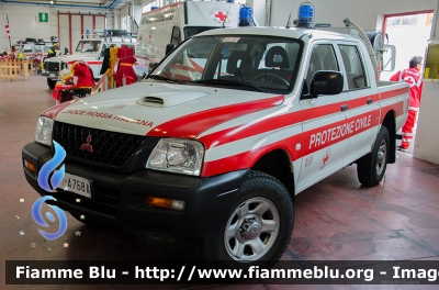 Mitsubishi L200 III serie
Croce Rossa Italiana
Comitato Provinciale di Piacenza
Protezione civile
Allestimento antincendio
CRI A768A
Parole chiave: Reas_2014