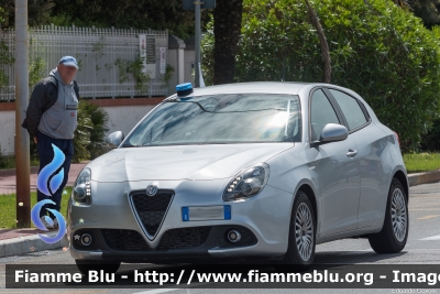 Alfa-Romeo Nuova Giulietta restyle
Polizia di Stato
Polizia Stradale
in scorta al Giro d'Italia 2023
Parole chiave: Alfa-Romeo Nuova_Giulietta_restyle