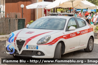 Alfa-Romeo Nuova Giulietta restyle
A46 - Polizia Municipale Pisa
Allestita Bertazzoni
POLIZIA LOCALE YA 647 AP
Parole chiave: Alfa-Romeo Nuova_Giulietta_restyle POLIZIALOCALEYA647AP