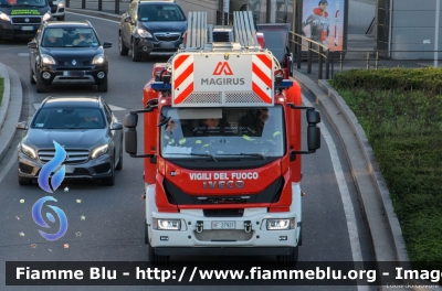 Iveco EuroCargo 180E32 IV Serie
Vigili del Fuoco
Comando Provinciale di Milano
AutoScala M39L da 39 metri allestimento Magirus
VF 27921
Parole chiave: Iveco EuroCargo_180E32_IVserie VF27921