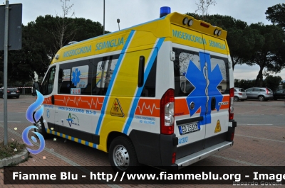 Fiat Ducato X250
Misericordia delle Seimiglia (Massarosa - LU)
Allestita Bonfanti
Parole chiave: Fiat Ducato_X250 Ambulanza