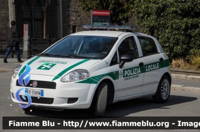 Fiat Grande Punto
Polizia Locale
Comune di Milano
214
Parole chiave: Fiat Grande_Punto