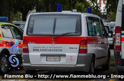 Mercedes-Benz Vito I serie
Croce Rossa Italiana
Comitato Locale "Altipiani"
Sede di Lavarone
Allestita Aricar
CRI 15212
Parole chiave: Mercedes-Benz Vito_Iserie CRI15212 Ambulanza Reas_2014