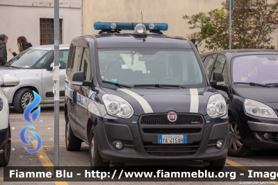 Fiat Doblò III serie
Polizia Locale Venezia
Codice Automezzo: 42
Allestito Ciabilli
POLIZIA LOCALE YA 415 AH
Parole chiave: Fiat Doblò_IIIserie POLIZIALOCALEYA415AH