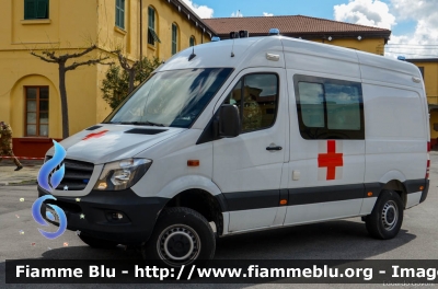 Mercedes-Benz Sprinter 4x4 III serie restyle
Marina Militare Italiana
Servizio Sanitario
MM CP 215
Parole chiave: Mercedes-Benz Sprinter_4x4_IIIserie_restyle MMCP215 Ambulanza Fai_Varignano_2017