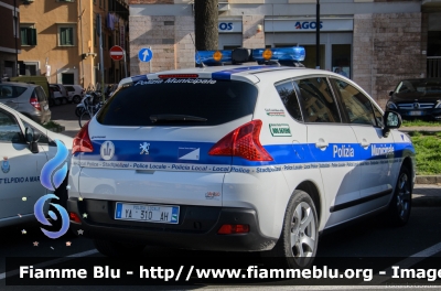 Peugeot 3008
Polizia Locale Unione Terre di Mezzo (RE)
Allestita Bertazzoni
POLIZIA LOCALE YA 310 AH
Parole chiave: Peugeot 3008 POLIZIALOCALEYA310AH