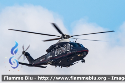 Leonardo AW139
Carabinieri
Raggruppamento Aeromobili
Fiamma 02
Parole chiave: Leonardo AW139