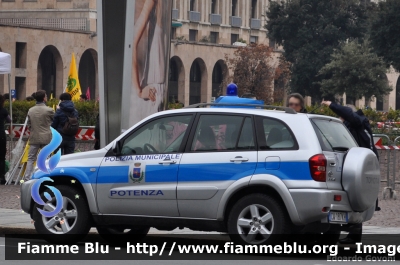 Toyota Rav4 II serie
Polizia Municipale Potenza
Parole chiave: Toyota Rav4_IIserie