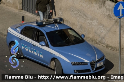 Alfa-Romeo 159
Polizia di Stato
Squadra Volante
POLIZIA H2352
Parole chiave: Alfa-Romeo 159 POLIZIAH2352