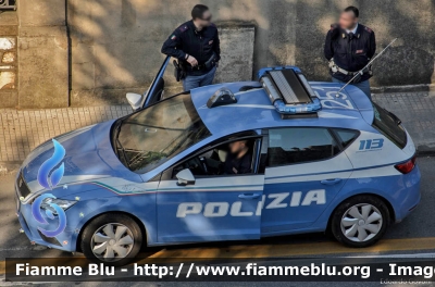 Seat Leon III serie
Polizia di Stato
Squadra Volante
Allestita Nuova Carrozzeria Torinese
Decorazione Grafica Artlantis
POLIZIA M1656
Parole chiave: Seat Leon_IIIserie POLIZIAM1656